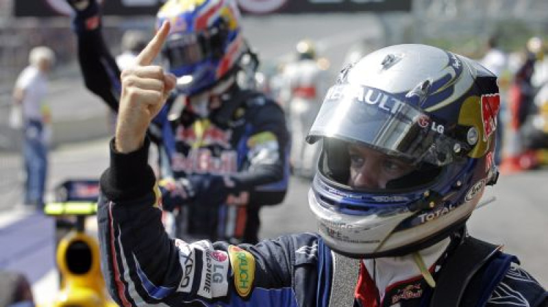 Brazīlijas Grand Prix uzvarētājs Sebastjans Fetels ("Red Bull")
Foto: AP/Scanpix