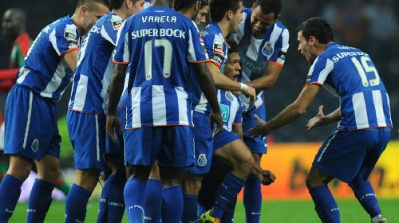 "Porto" futbolisti šajā sezonā vietējā čempionātā apspēlē gandrīz visus
Foto: AP/Scanpix