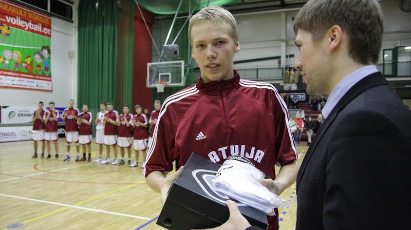 LatvijasU18 izlases un visa turnīra vērtīgākais spēlētājs Jānis Bērziņš. Foto: www.basket.ee/bsbc