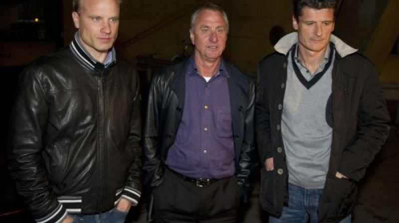 Deniss Bergkamps, Johans Kruifs un Vims Jonks
Foto: AFP/Scanpix