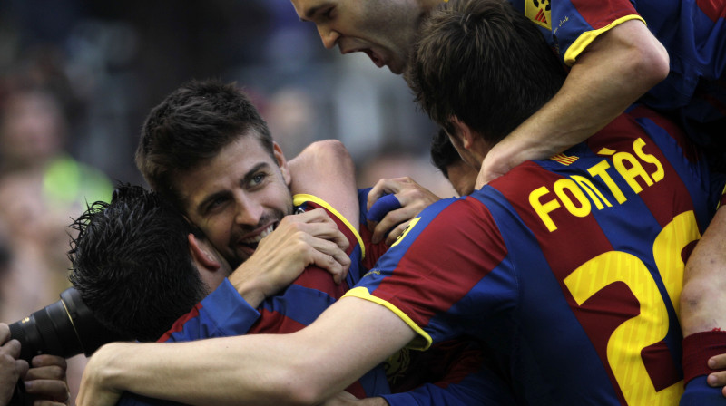 "Barcelona" futbolistu prieki - tituls atrodas vien rokas stiepiena attālumā
Foto: AP/ Scanpix