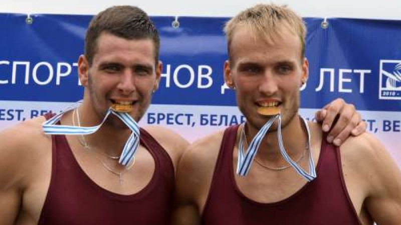 Dairis Adamaitis un Lauris Šīre
Foto: www.rowing.lv