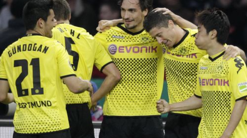 Dortmundes "Borussia" šogad dubults triumfs Vācijā
Foto: AFP/Scanpix