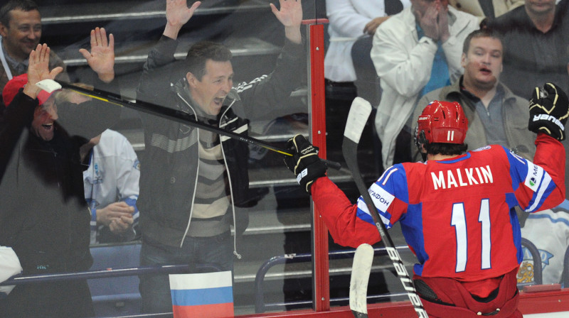 Favorīti finālā ir Krievija un Jevgēņijs Malkins, taču Slovākija liks šo statusu krieviem pierādīt 
Foto: AFP/Scanpix