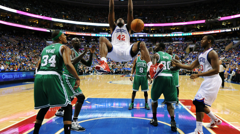 Eltons Brends satricina "Celtics" grozu 
Foto: AFP/Scanpix