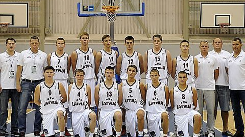 Latvijas U16 izlase Eiropas čempionātā Ventspilī
Foto: Romāns Kokšarovs, "Sporta Avīze", f64