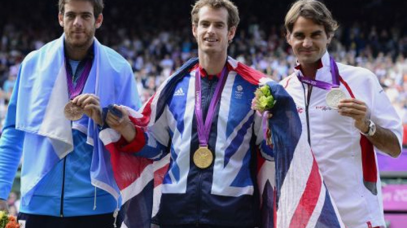 Olimpiādes vīriešu vienspēļu tenisa turnīra medaļu ieguvēji - Del Potro, Marejs un Federers
Foto: Reuters/Scanpix
