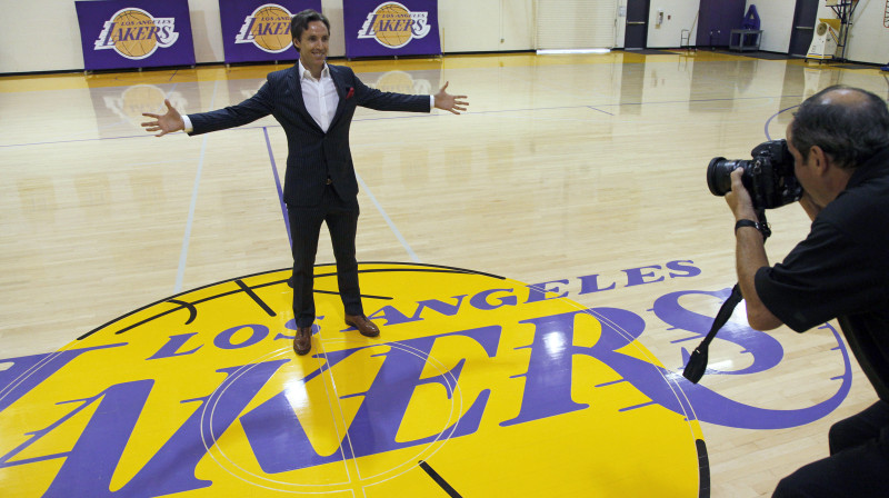 Stīvs Nešs jaunajā sezonā spēlēs nozīmīgu lomu "Lakers" uzbrukuma veidošanā 
Foto: AP/Scanpix