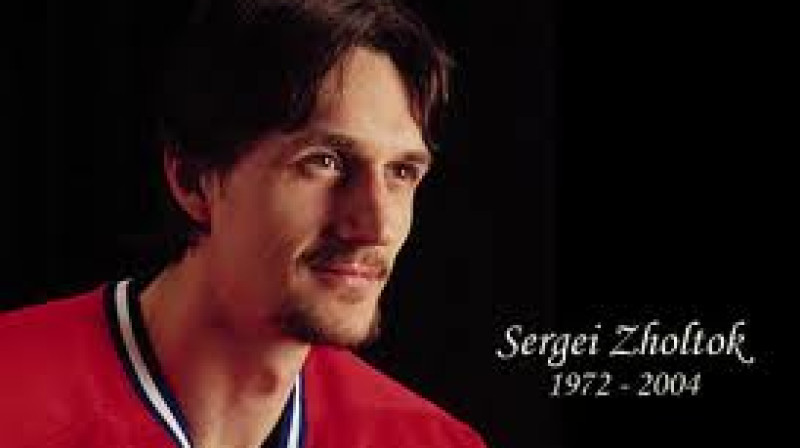 "... Varbūt treneris paskatījās man acīs un saprata, ka es patiešām ļoti gribu spēlēt hokeju..."
Sergejs Žoltoks