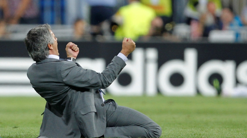 Žuzē Mourinju emocijas pēc uzvaras vārtu guvuma
Foto: AP/Scanpix