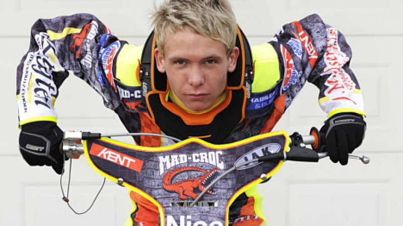 20 gadus vecais dānis Mihaels Jepsens Jensens sagādāja šīs sezonas lielāko pārsteigumu spīdveja "Grand Prix" seriālā.