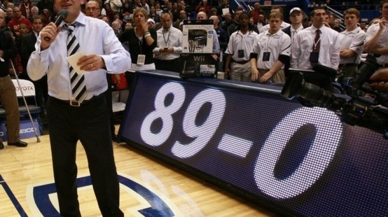 "UConn Huskies" un ASV valstsvienības galvenais treneris Džīno Oriemma (Geno Auriemma)
Foto: AFP/Scanpix