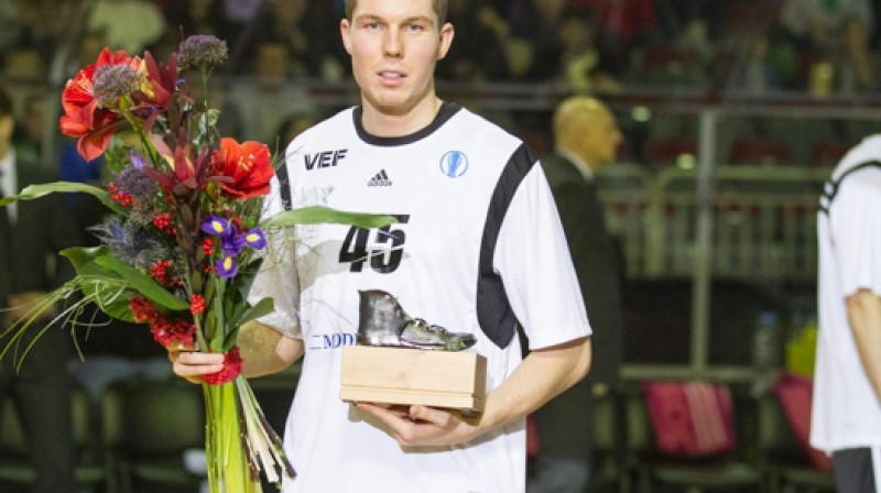 Dairis Bertāns - Latvijas Gada basketbolists 2012 
Foto: Mikus Kļaviņš, vefriga.com