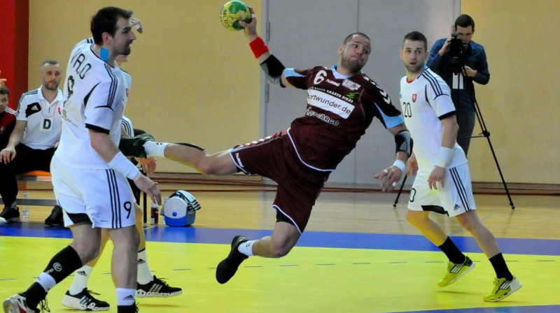 Ingars Dude trešdien aizvadīja vienu no savām labākajām spēlēm Latvijas izlasē
Foto: Romualds Vambuts, sportacentrs.com