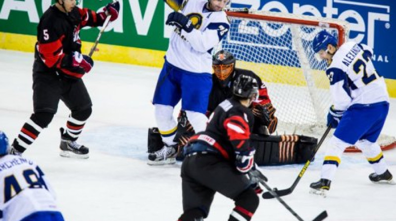 Kazahstānas hokejisti apsēduši japāņu vārtus
Foto: iihf.com