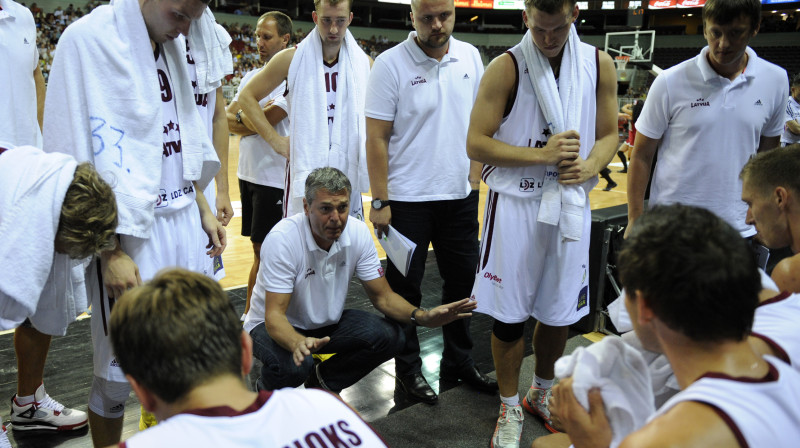 Latvijas valstsvienība gatava startam "EuroBasket 2013" 
Foto: Romāns Kokšarovs, Sporta Avīze, f64