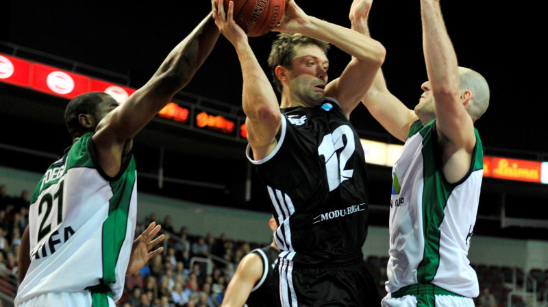 "VEF Rīga" kapteinis Kristaps Janičenoks
Foto: Romāns Kokšarovs, "Sporta Avīze", f64