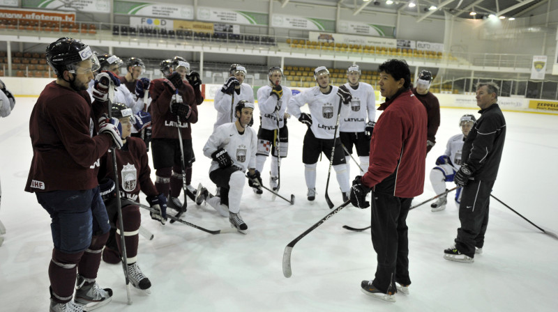 Latvijas hokeja izlases treniņš 
Foto: Romāns Kokšarovs, Sporta Avīze, F64