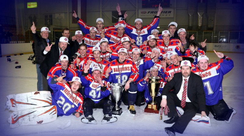 HS Rīga/Prizma - 2014. gada Latvijas virslīgas hokeja čempionāta uzvarētāji.
Foto: Mārtiņš Aiše