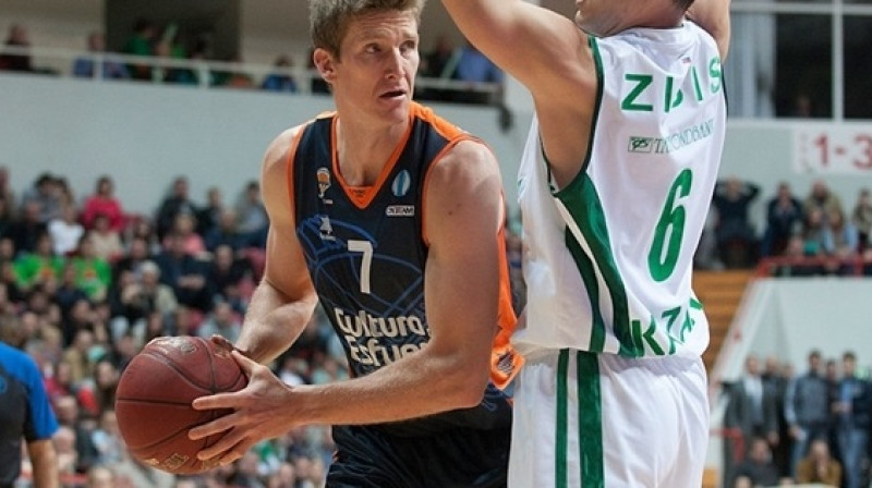 Džastins Delmans spēlē pret "Unics"
Foto: www.eurocupbasketball.com