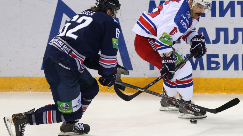 Oskars Osala (pa kreisi)
Foto: ITAR-TASS/Scanpix