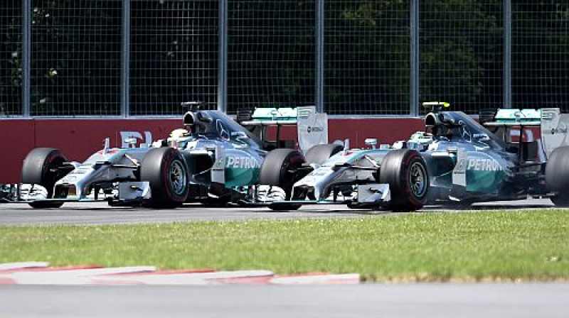 "Mercedes" pilotu divcīņa F1 posmā Kanādā
Foto: AFP/Scanpix