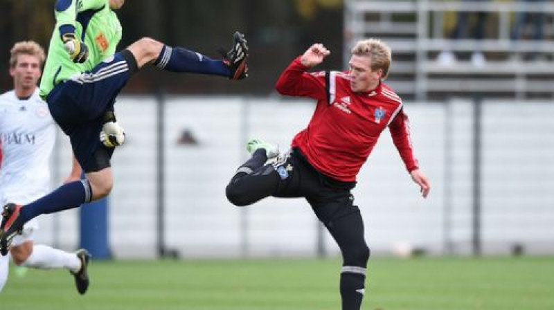 "Egestorf" vārtsargs pret Artjomu Rudņevu
Foto: Abendblatt HSV