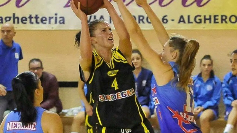 Dita Rozenberga: 38 punkti un 17 izprovocētas piezīmes
Foto: legabasketfemminile.it