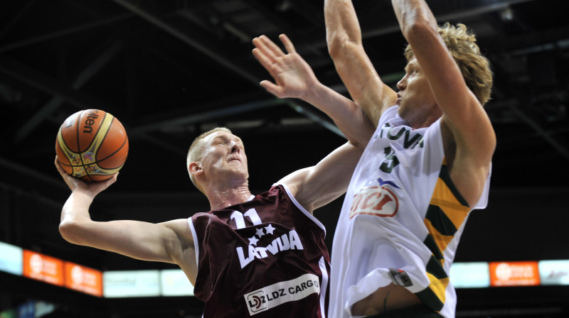 Latvijas U20 izlases līderis Rolands Šmits
Foto: Romāns Kokšarovs, f64