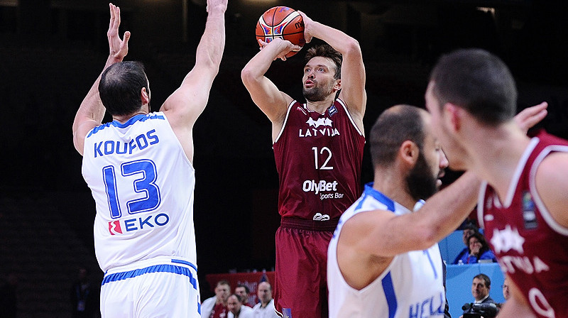 Kristaps Janičenoks: 22 punkti, tai skaitā trīspunktnieki 5/5, valstsvienības spēlē ar Grieķiju.
Foto: FIBAEurope.com