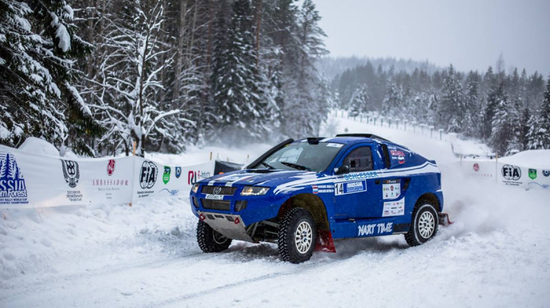 Māris Neikšāns trasē
Foto: http://www.bajarussia.com/