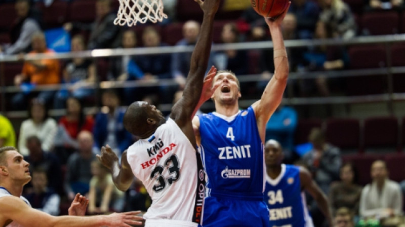 Kaspars Bērziņš mačā pret "Kalev/Cramo"
Foto: basket.fc-zenit.ru