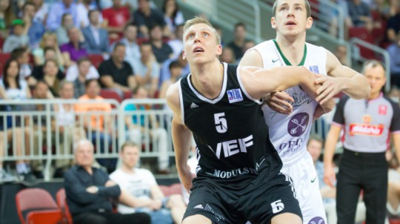 Mareks Mejeris un Ervīns Jonāts
Foto: basket.lv