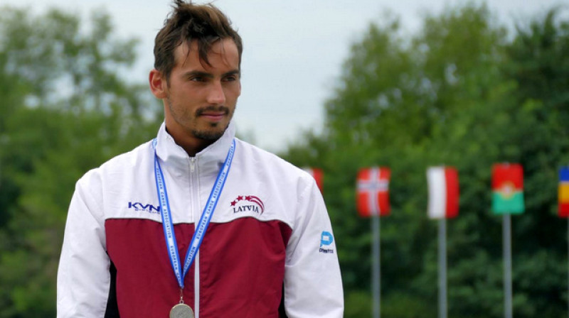 Deniss Volkovs 
Foto: Bulgarian Canoe Federation