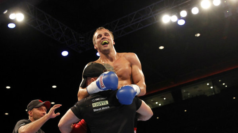 Mairis Briedis uzvar Liverpūlē 
Foto: PA Images / skysports.com