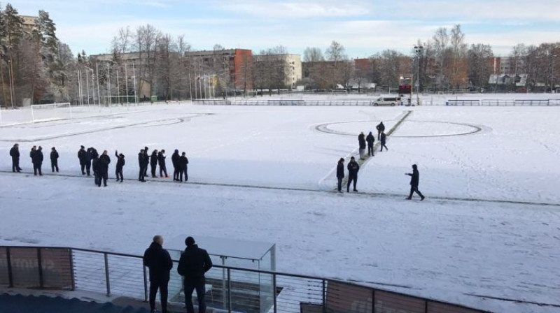 Slokas stadions sestdien brīdi pirms tajā bija jāsākas "Spartaka" un "Riga" spēlei
Foto: Riga FC