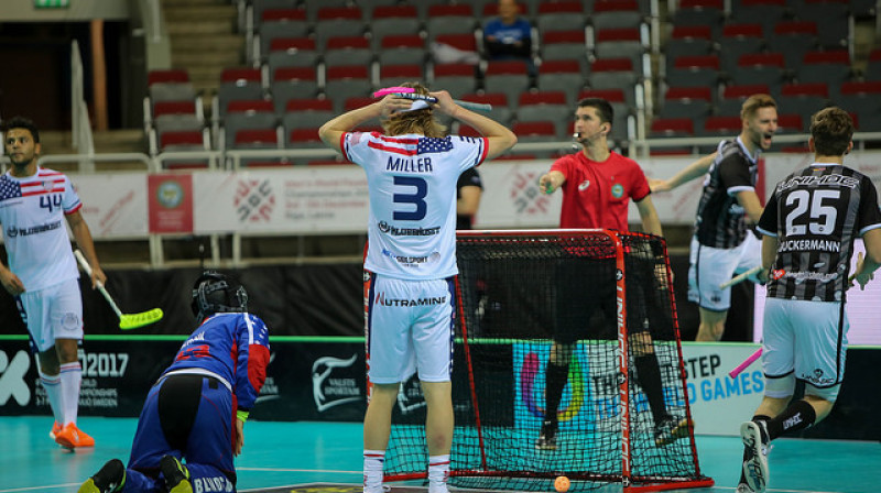 Amerikāņiem pietrūka viens acumirklis
Foto: Ritvars Raits, IFF Floorball