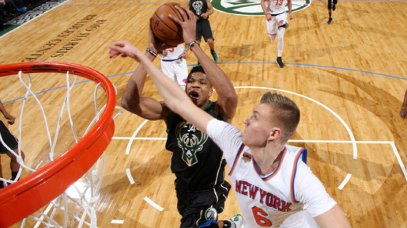 Jannis Adetokunbo un Kristaps Porziņģis 
Foto: Gary Dineen / GettyImages, Knicks.com