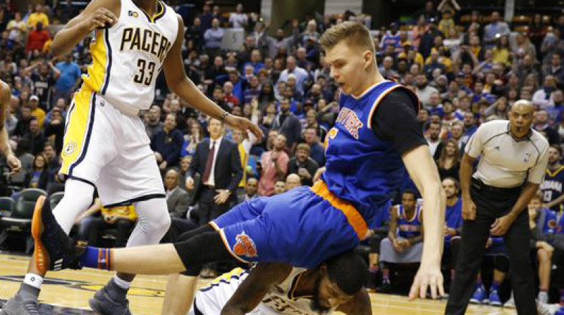 Kristaps Porziņģis pret "Pacers" 
Foto: Brian Spurlock / usatoday.com