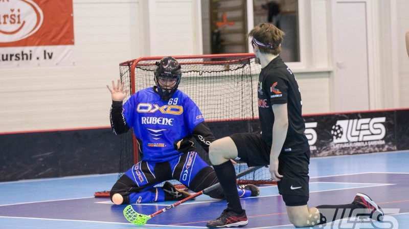 "Rubenes" vārtus pēdējos mačos pārliecinoši sargājis Roberts Trepšs
Foto: Floorball.lv