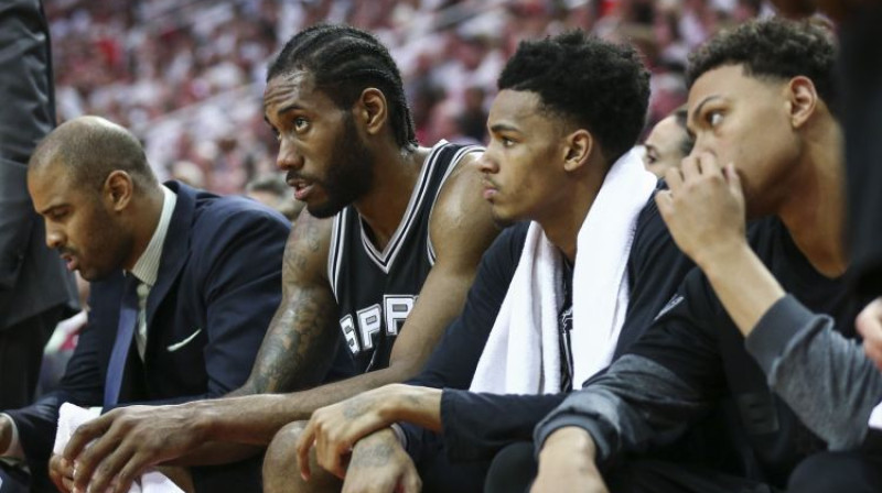 "Spurs" nomāktie spēlētāji uz rezervistu soliņa
Foto:USA Today Sports/Scanpix