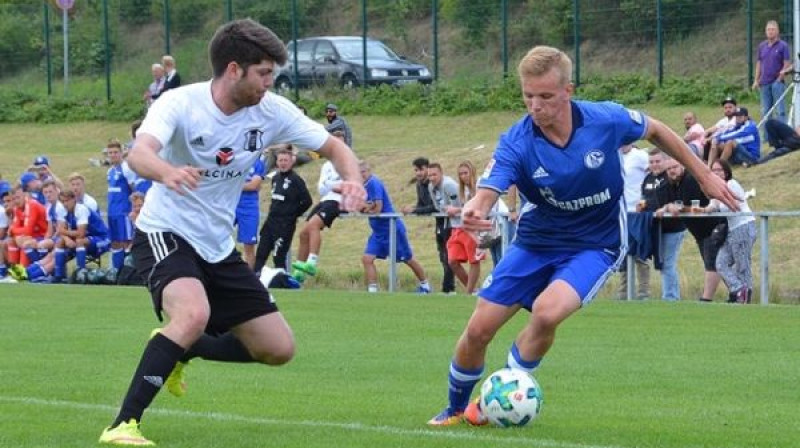 Jānis Grīnbergs (pa labi)
Foto: Schalke04.de