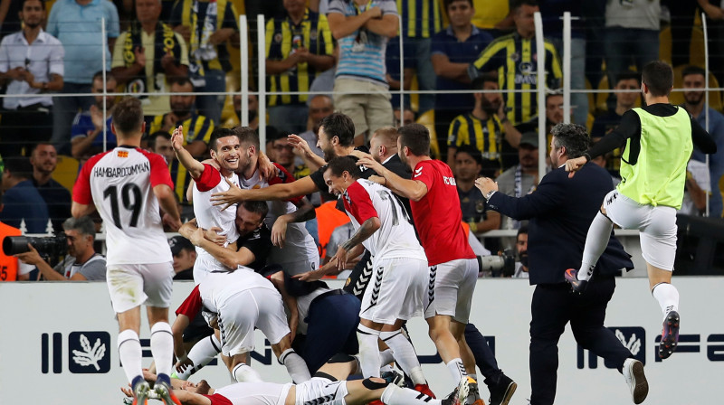 Skopjes "Vardar" futbolistu prieki
Foto: Murad Sezer/Reuters/Scanpix