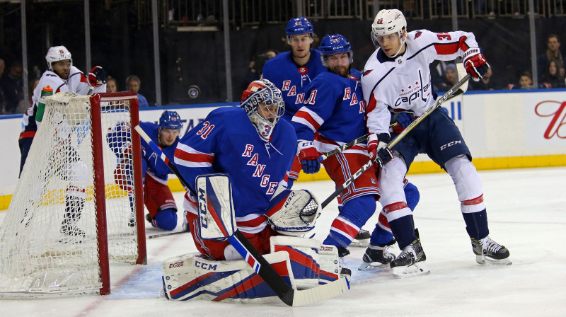 Ondrejs Pavelecs Ņujorkas "Rangers" vārtos
Foto: USA Today Sports/Scanpix