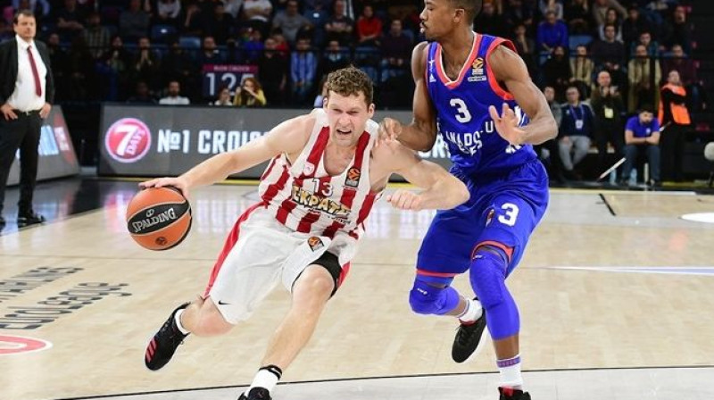 Jānis Strēlnieks un Eriks Makolums 
Foto: euroleague.net