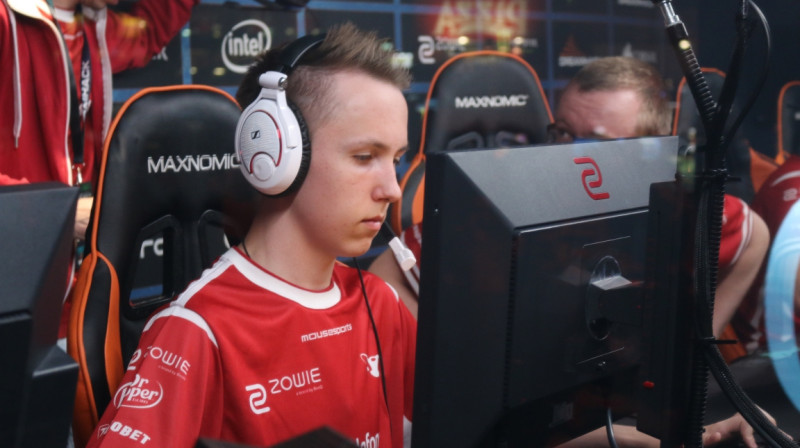 Robins „ropz” Kūls