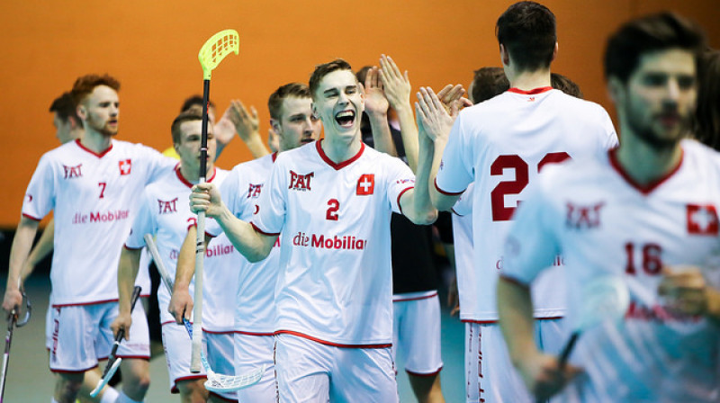 Šveices izlase turnīru sākusi ar vieglu uzvaru
Foto: IFF Floorball