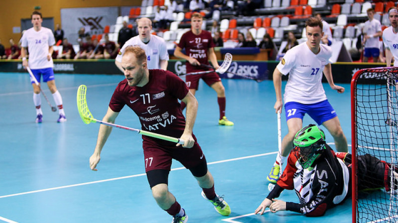 No pašreizējā sastāva pret Šveici rezultatīvākais bijis šajā valstī agrāk uzspēlējušais Mihails Kostusevs
Foto: IFF Floorball