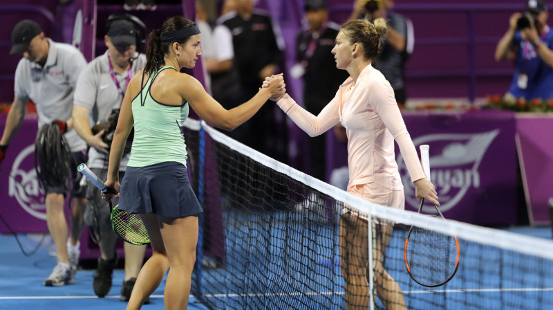 Anastasija Sevastova un Simona Halepa Dohā
Foto: AFP/Scanpix