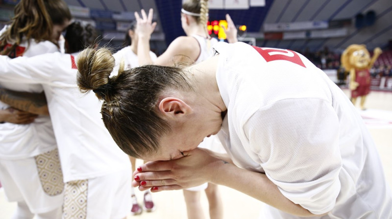 Milica Mičoviča un Venēcijas basketbolistes: pirmais Eiropas kausa fināls
Foto: FIBA